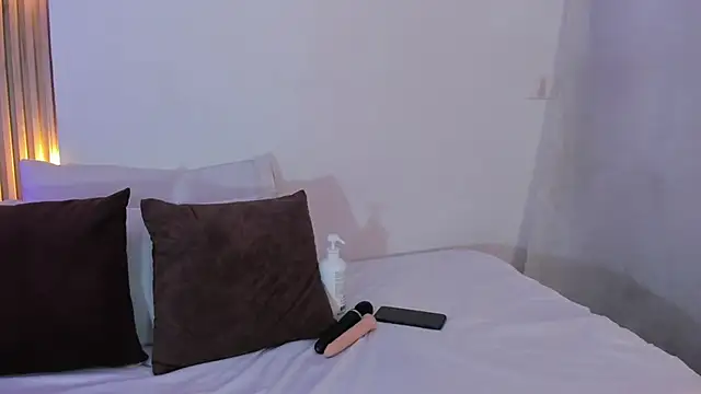 Chat XXX en directo de Valee_gomez1