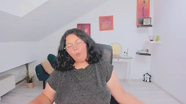 HaraNoir's Live XXX Chat