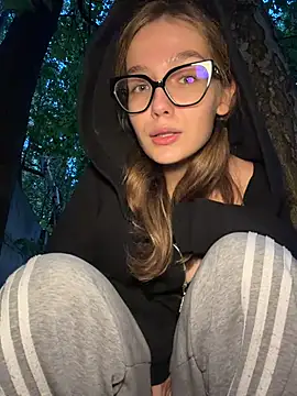 MilliWish's Live XXX Chat