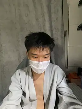 Zhang_yiovo 在線直播表演