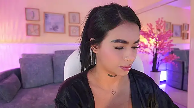 MeganLowell Live XXX Chat
