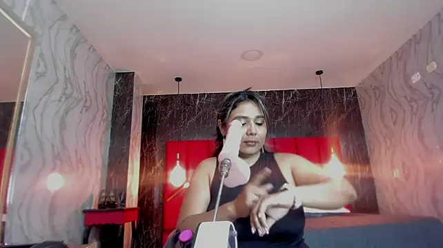 Živý XXX chat LatinaHoleQueen