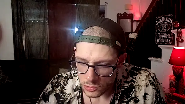 MasterDaddyCool Chat XXX in diretta