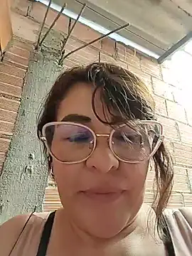 Chat XXX ao vivo de AlexxiaaMat
