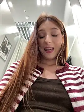 LilluKatten's Live XXX Chat