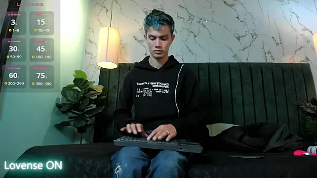 nicktorn's Live XXX Chat