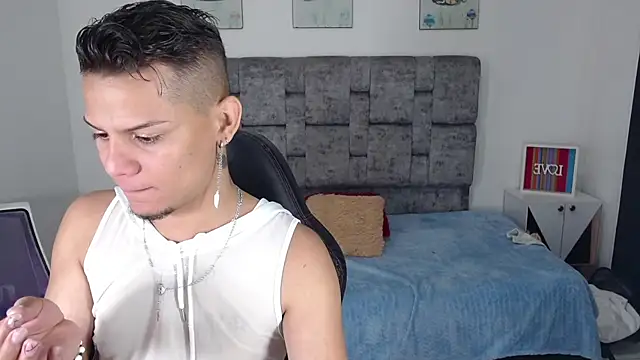 Czat XXX na żywo – axcel_boy_