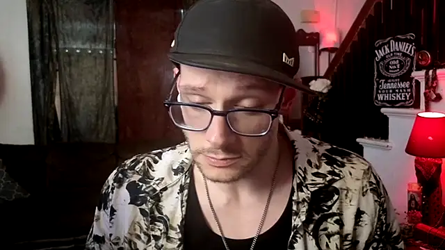 MasterDaddyCool's Live XXX Chat