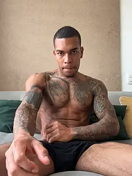 blackboy-strong লাইভ XXX চ্যাট