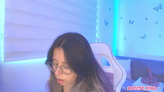sweettvera's Live XXX Chat