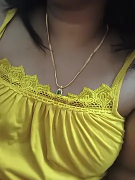 Chat +18 de Susmitabhabi69 ao vivo