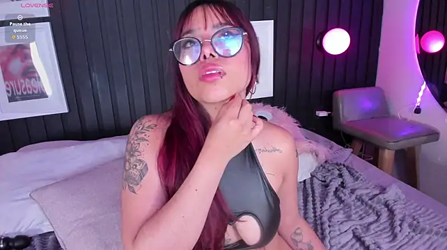 Czat XXX na żywo – Little_natty_