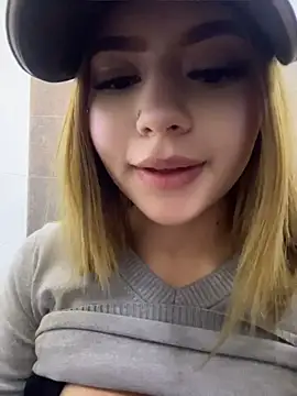 Živý XXX chat ChloeCollins__