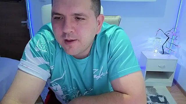 JasonJacks Adlı Modelin Canlı XXX Sohbeti