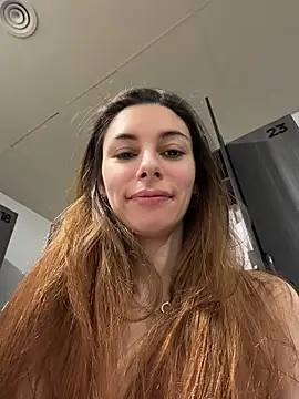 XXX chat uživo modela AmelieCrystal