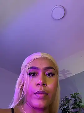 YariRose's Live XXX Chat