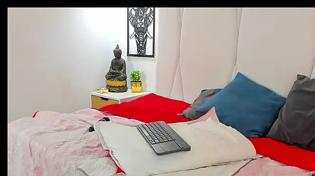 Chat +18 de Amara_RedJS ao vivo