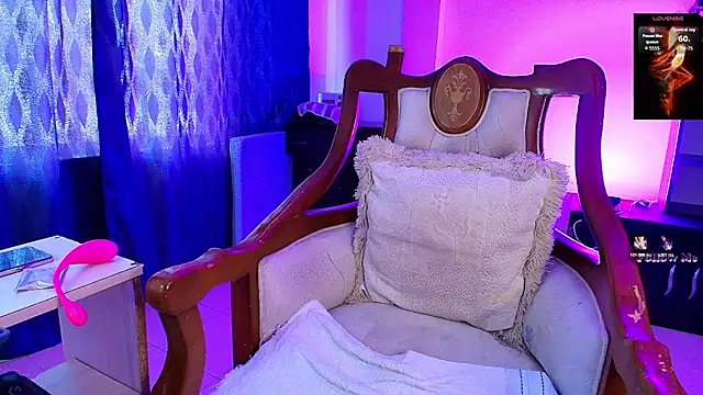 Chat +18 de Alessandra_77 ao vivo