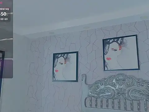 Chat +18 de Kloe__11x ao vivo