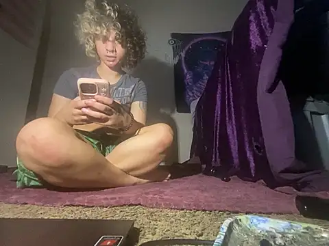 Czat XXX na żywo – Creolegirl19
