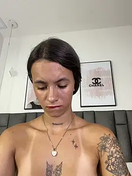 Chatroom XXX en direct de JuliaColemann