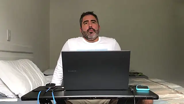 Chat +18 de victor_chat ao vivo