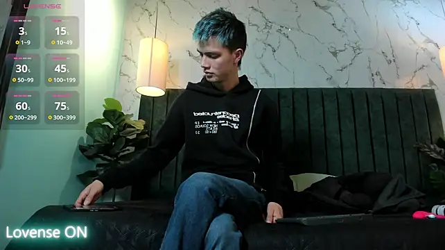 XXX chat uživo modela nicktorn
