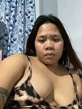 -CLARAMommy- Chat XXX live