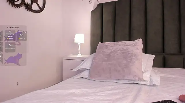 Cleopattra live XXX chat