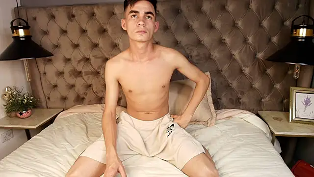 Maxximilano_ Live XXX Chat