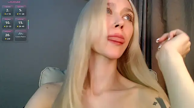Des_chn Live XXX chat