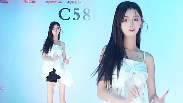 C5888 Live XXX-Chat