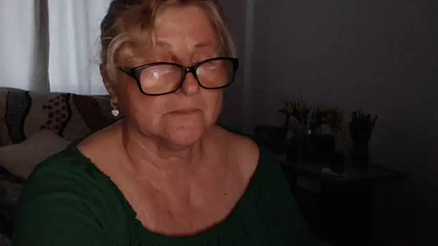 Chat XXX ao vivo de NoraMelow