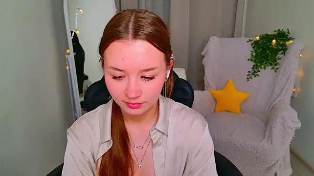 RileyBloomss Live XXX-Chat