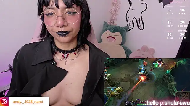 Chat XXX Live Nami_usagi