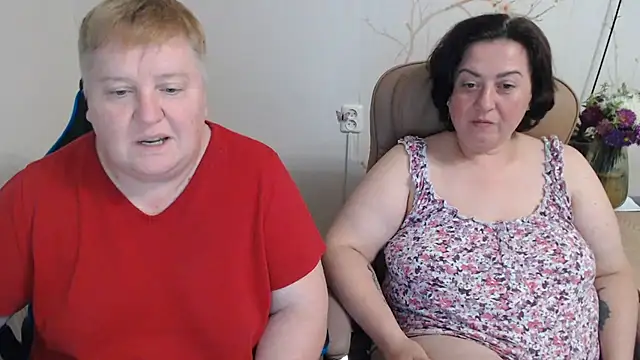 Lindy-Jeanie – Naživo XXX chat