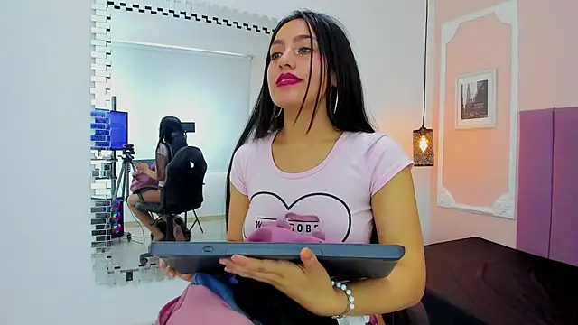 canndy_lover Adlı Modelin Canlı XXX Sohbeti