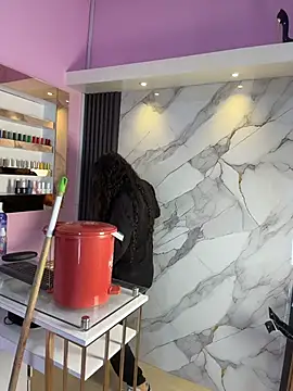 Nails_Lucia: απευθείας συνομιλία ΧΧΧ