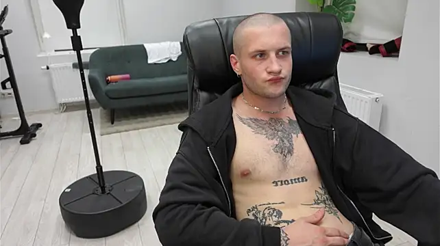 Онлайн чат XXX Igor_Wilde