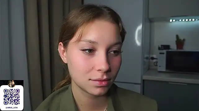 Sairallyn Live XXX-Chat