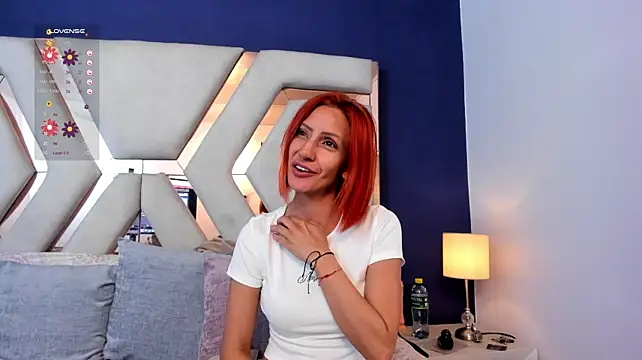 XXX chat uživo modela Sara_Evaanns