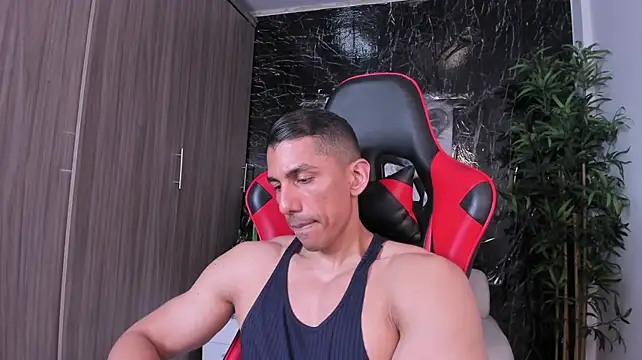 Erik_castle Live XXX-chat