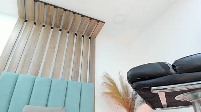 LilaRoss XXX чат на живо