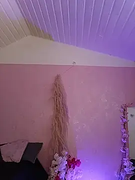 Živý XXX chat Emily_Roussee