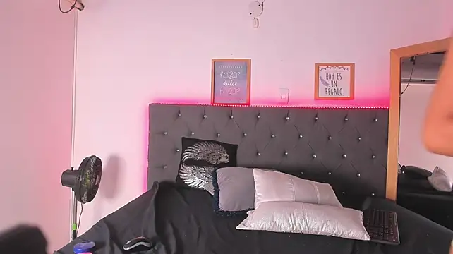ElviraHancock_ – Live XXX-chat