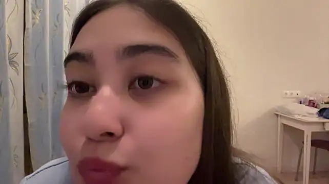 Chat XXX en directo de RaguelHarpst