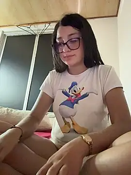XXX chat uživo modela Amy_adely