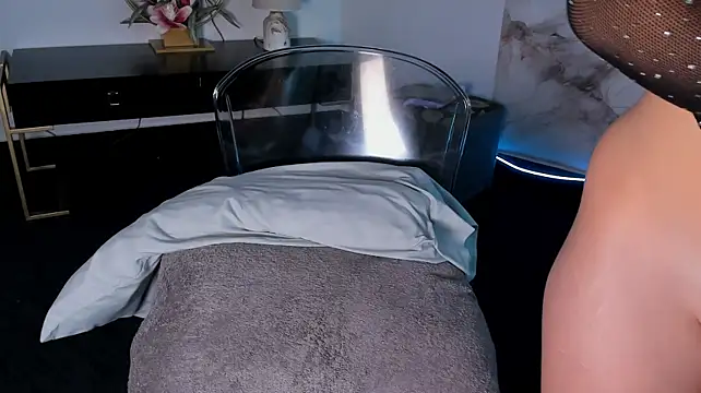 Czat XXX na żywo – Maddyluxe