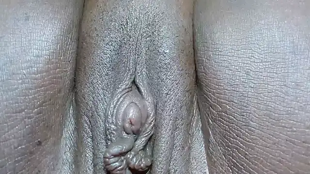 morenahott1's Live XXX Chat