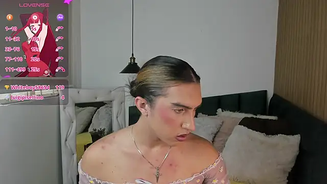Živý XXX chat Merlia